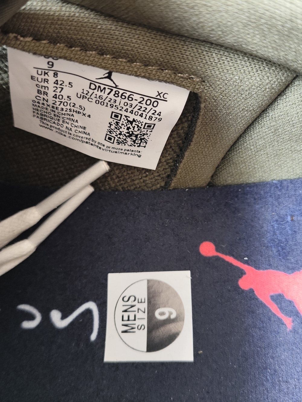Travis Scott Men's Sneakers in Olive Green & White with Pink Tongue Logo - Picture 7 of 8